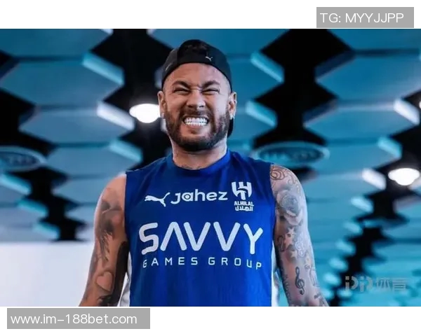 内马尔积极恢复训练专注提升左膝力量为复出做好准备 内马尔积极恢复训练专注提升左膝力量为复出做好准备